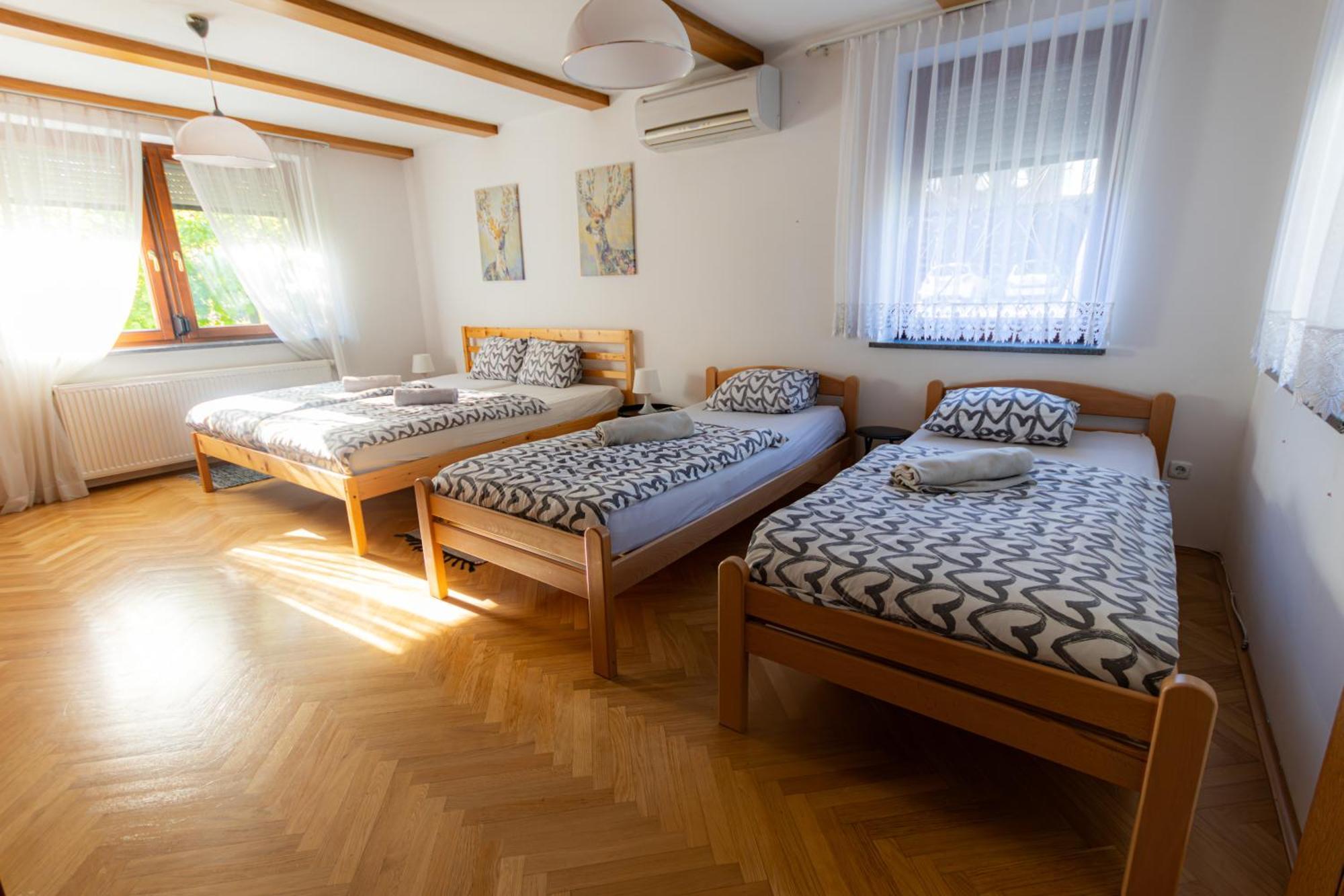 Apartma Judita In Glamping Luna Apartment Bled Room photo