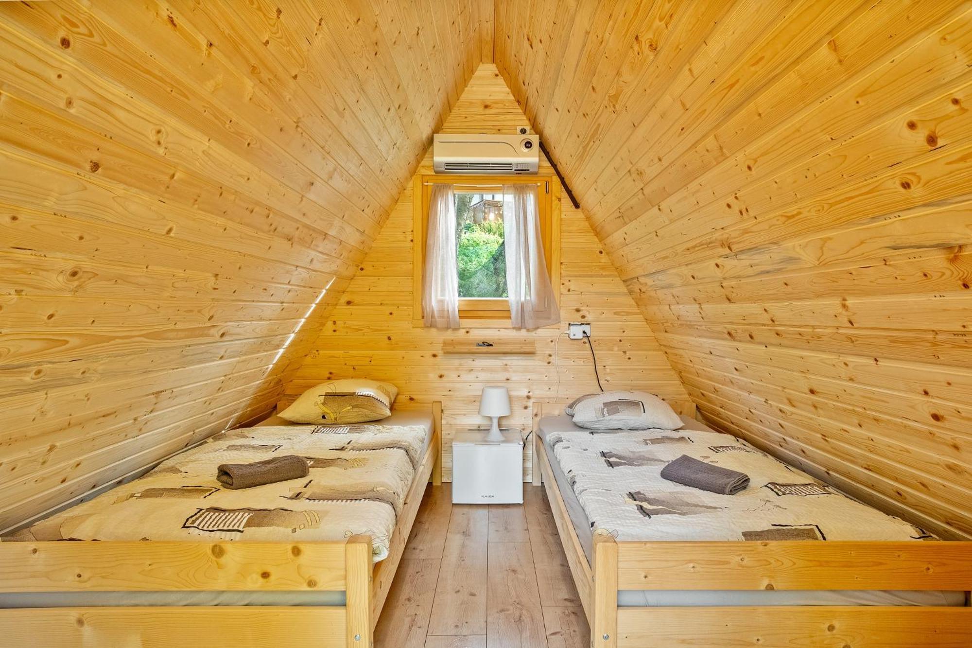 Resort Pod Orehi - Bled - Apartma & Glamping & Savna Exterior photo