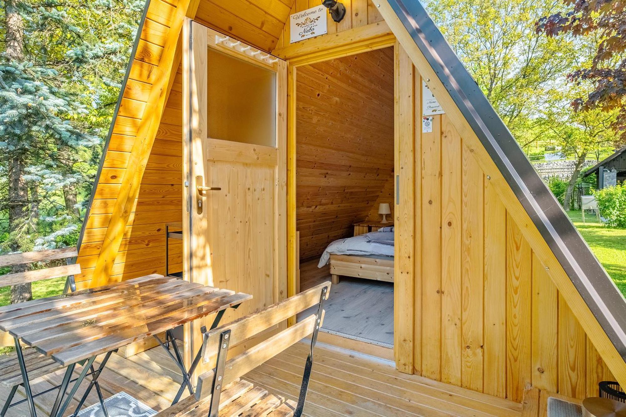 Resort Pod Orehi - Bled - Apartma & Glamping & Savna Room photo