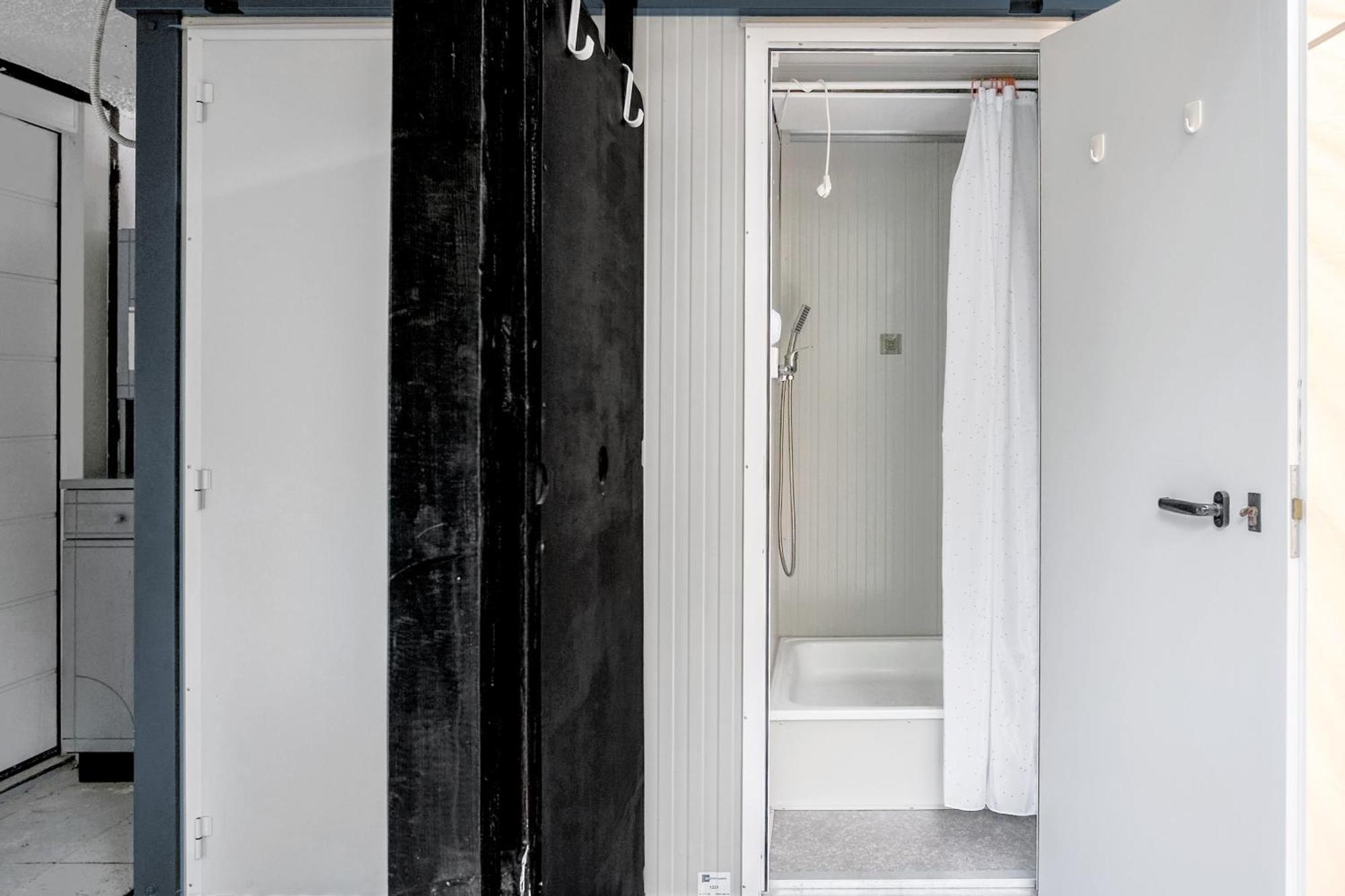 Resort Pod Orehi - Bled - Apartma & Glamping & Savna Room photo